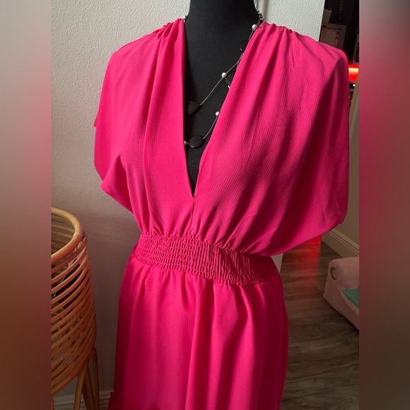 Hot pink high low dress - Picture 2 of 5